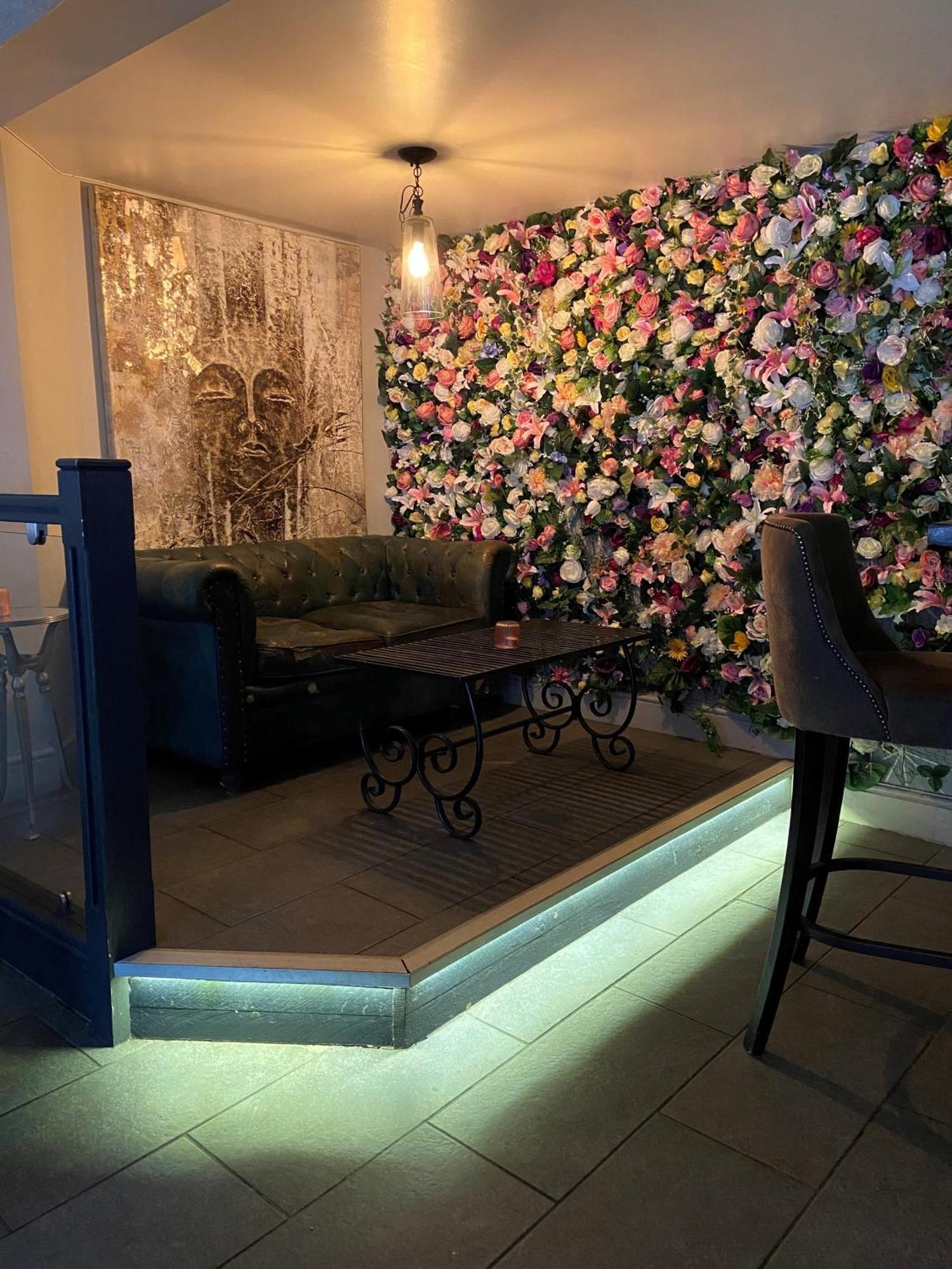 The White Hart Hotel 尤托克西特 外观 照片